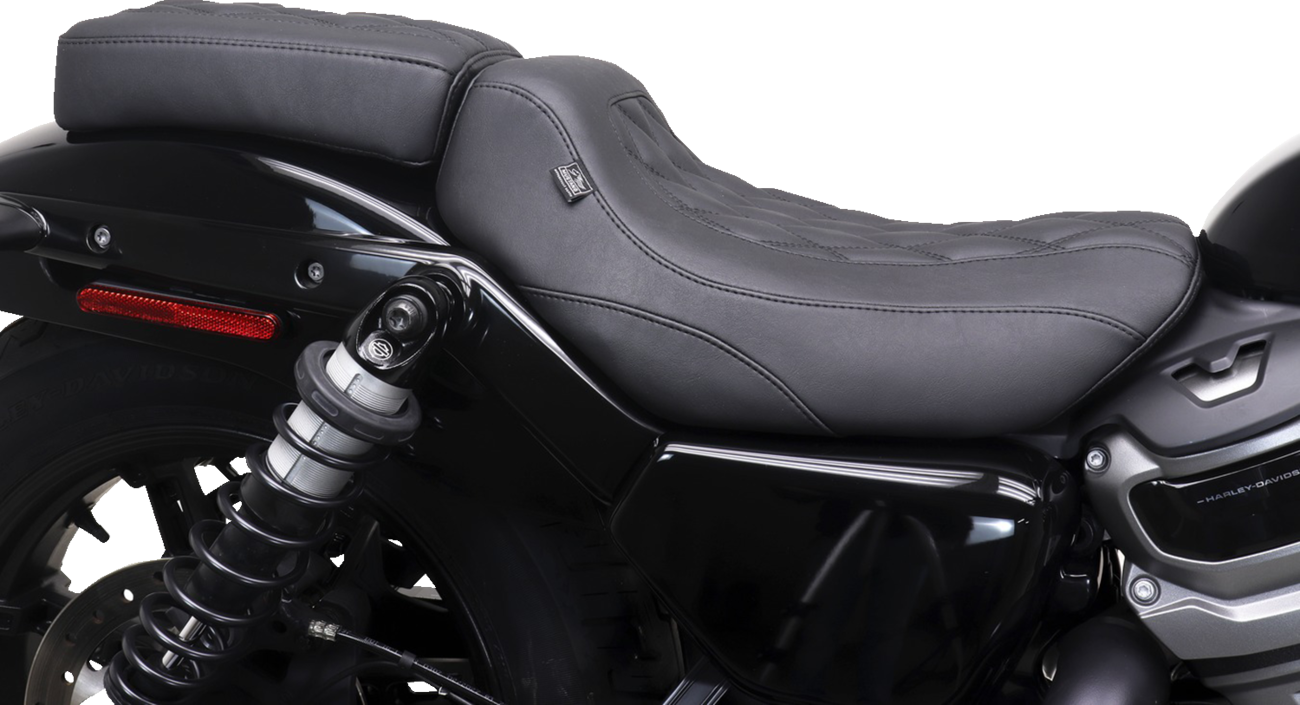 Tripper™ Passenger Seat - Double Diamond - Black Stitching - Nightster '22-'25
