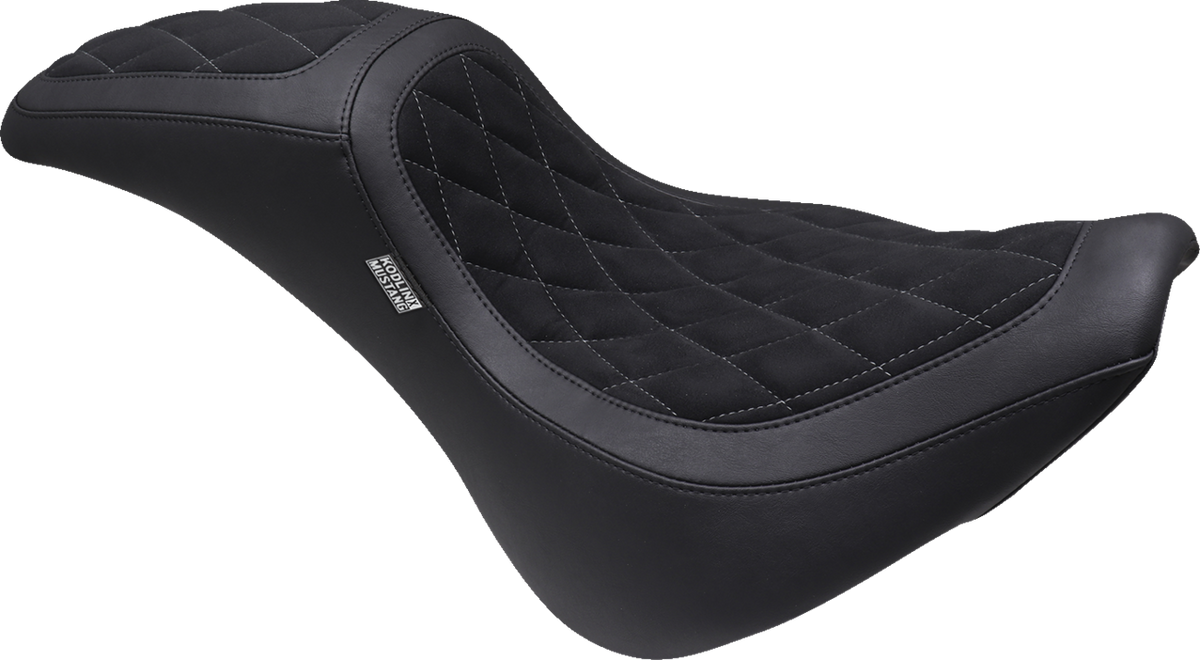 Signature Series Fastback™ - Vinyl/Alcantara® - Diamond Stitch W/ Gun Metal Thread - FX '18-'25