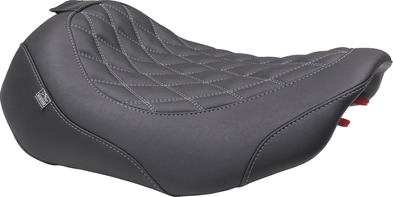 Wide Tripper™ Seat - Solo - Gun Metal Stitching - FLT/FLH '23-'25