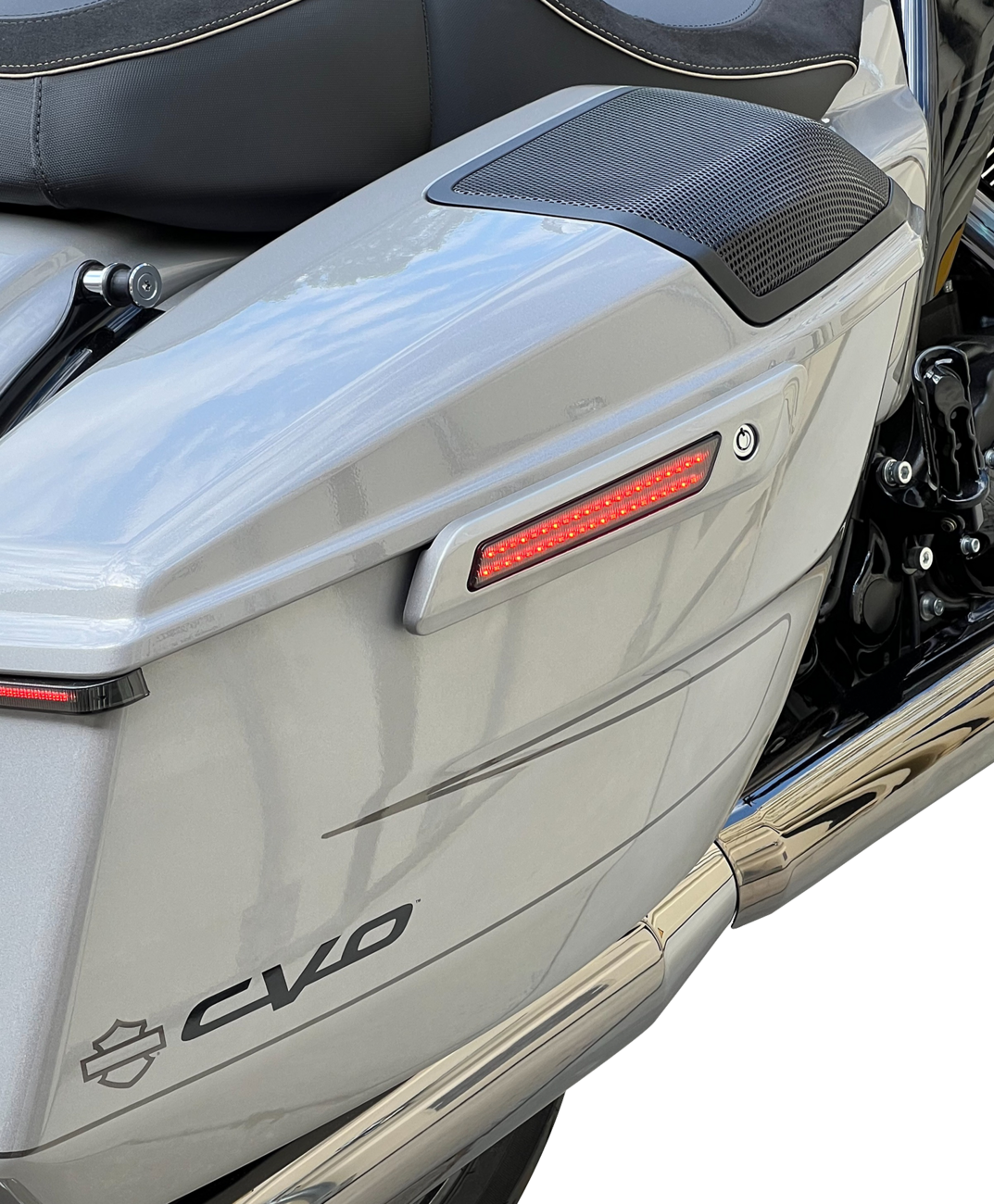 Dual Color LED Saddlebag Latch Lightz™