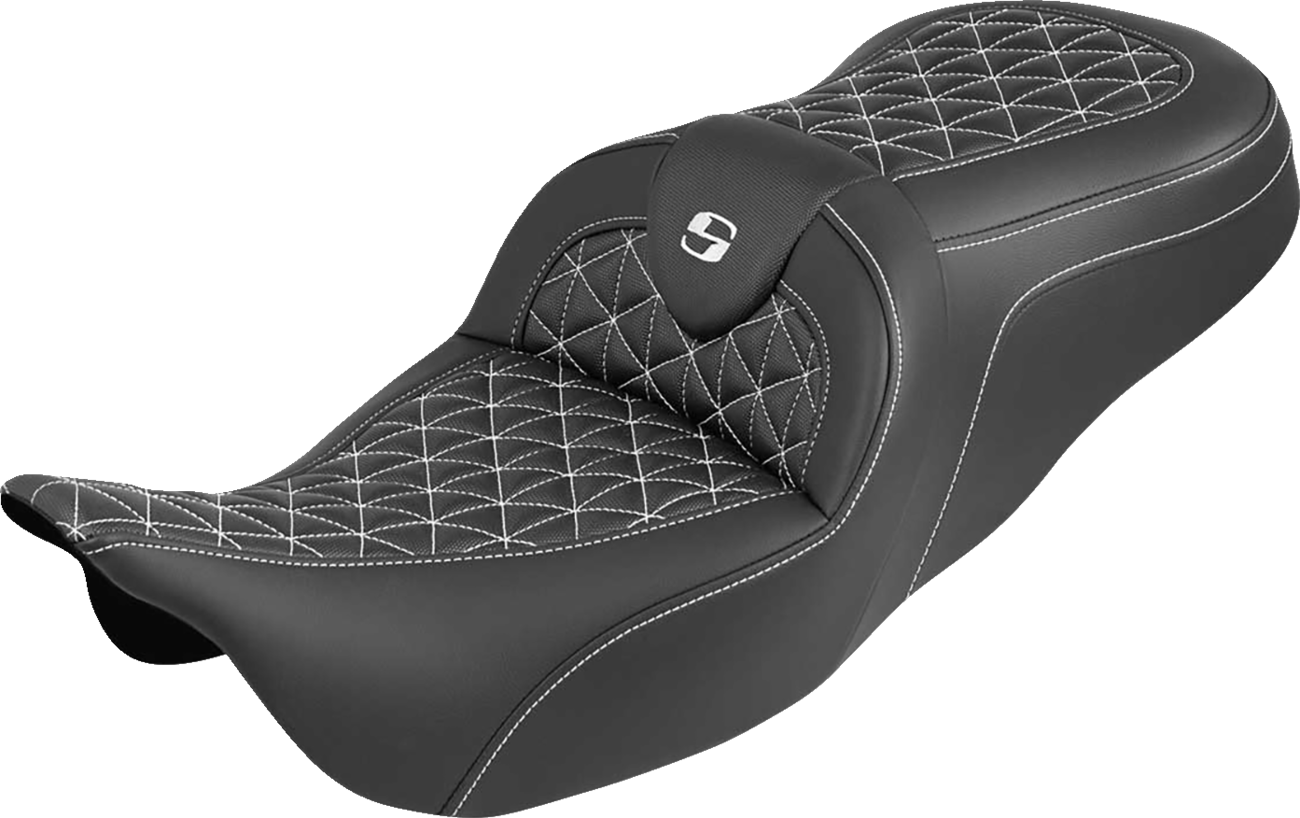 RoadSofa™ Tri Gripper Seat - Standard Reach - White Stitch - W/O Backrest - FLH/FLT '08-'25