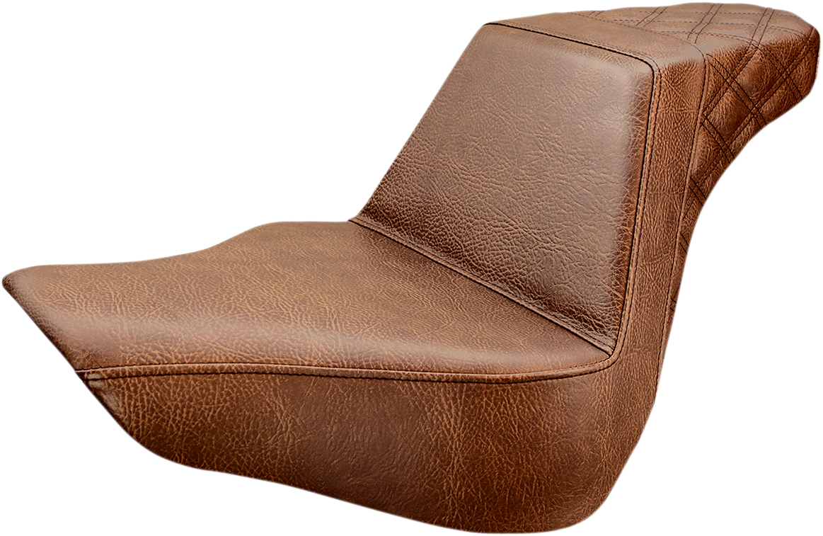 Step-Up Seat - Rear Lattice Stitch - Brown - FL/FX '18-'24