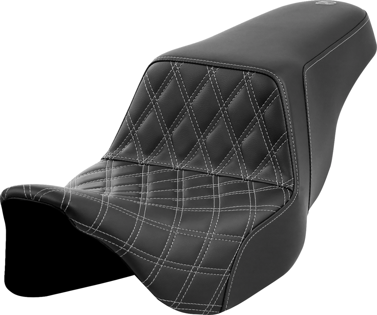 Step-Up Seat - Front Lattice Stitch - Dark Gray Stitch - FLH/FLT '08-'23