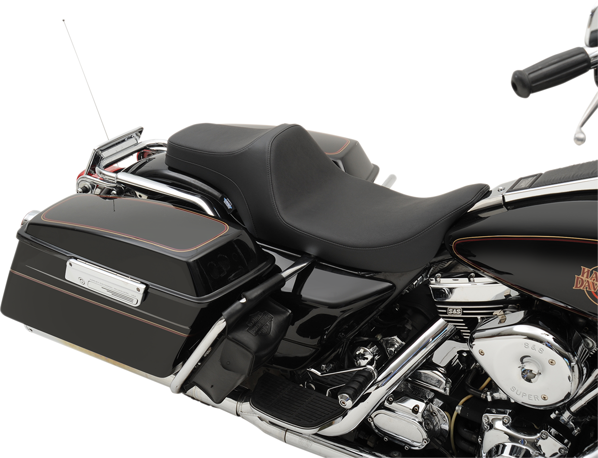 Predator III Seat - Smooth - FLHR/FLHX '99-'07