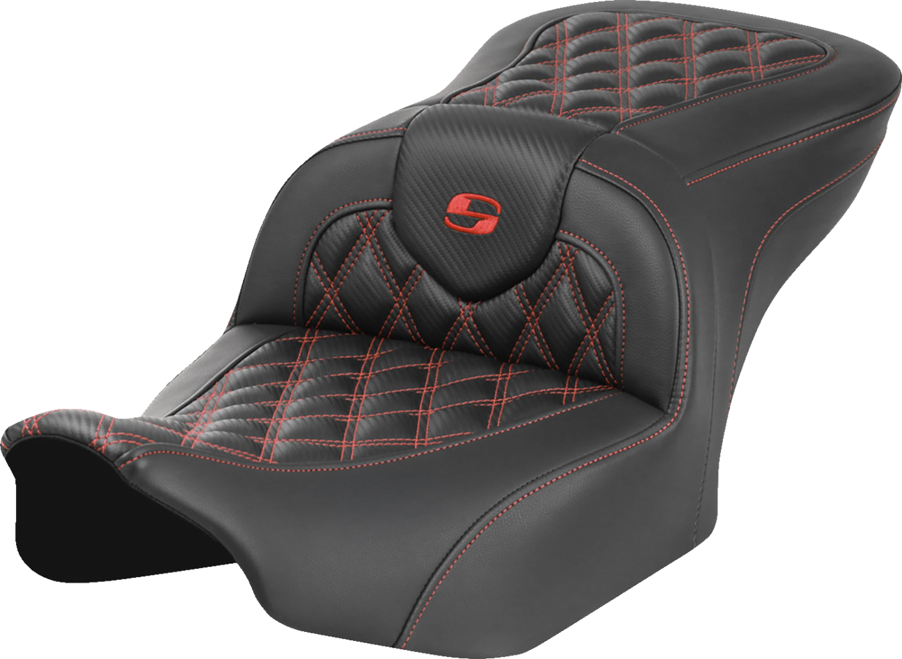 RoadSofa™ Seat - Without Backrest - Carbon Fiber - Lattice Stitch - Red Stitch - FLTR/FLHX '23-'24