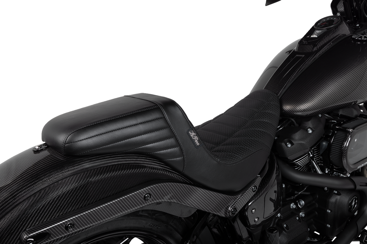Kickflip Seat - Track Pleat - Black '18-'23