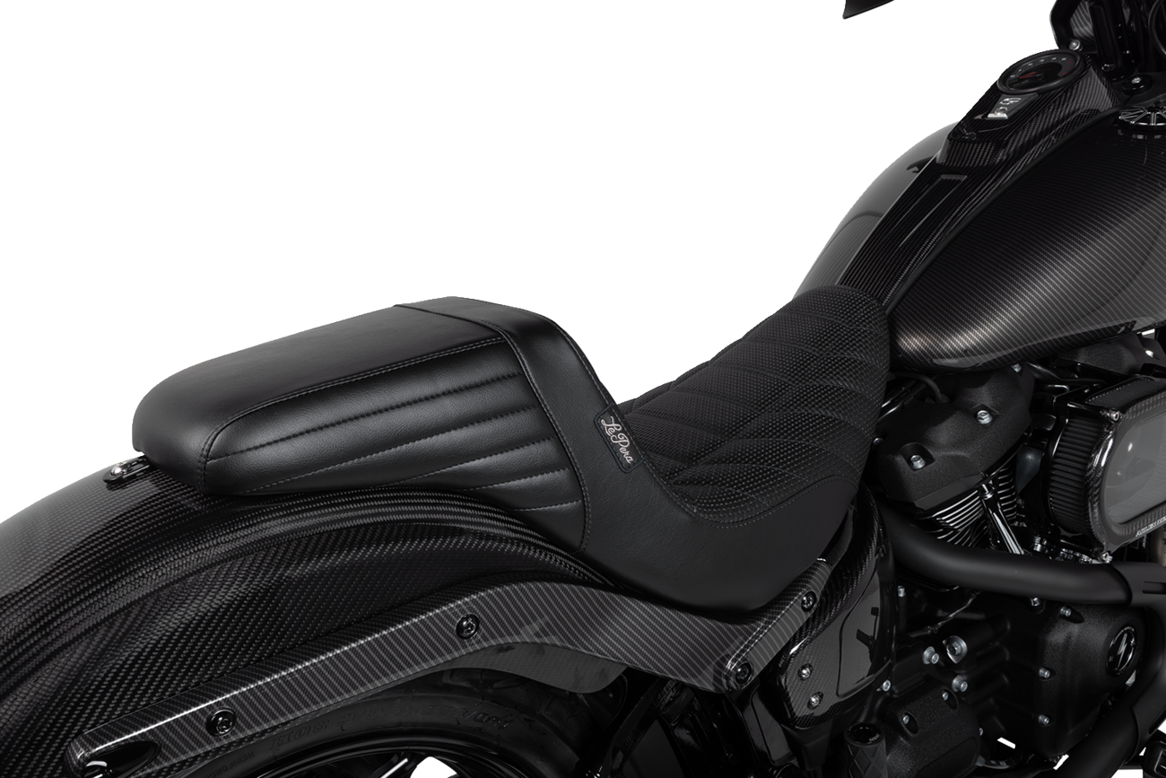 Kickflip Seat - Track Pleat - Black '18-'23