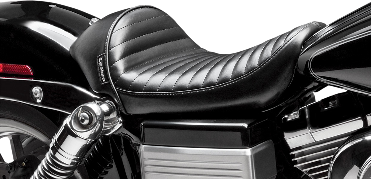 Stubs Cafe Seat - Pleated - Black - FXD '06-'17