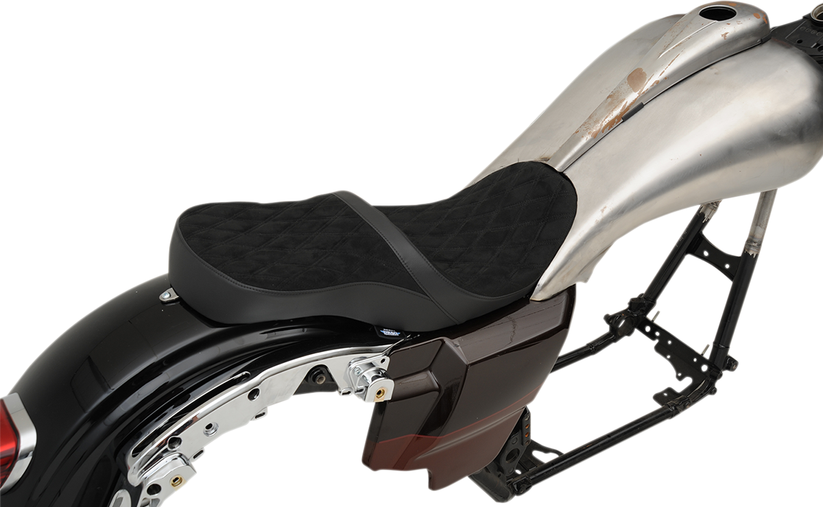 Low Touring Seat - Vinyl - Diamond - Razorback Tanks - FL '08-'23