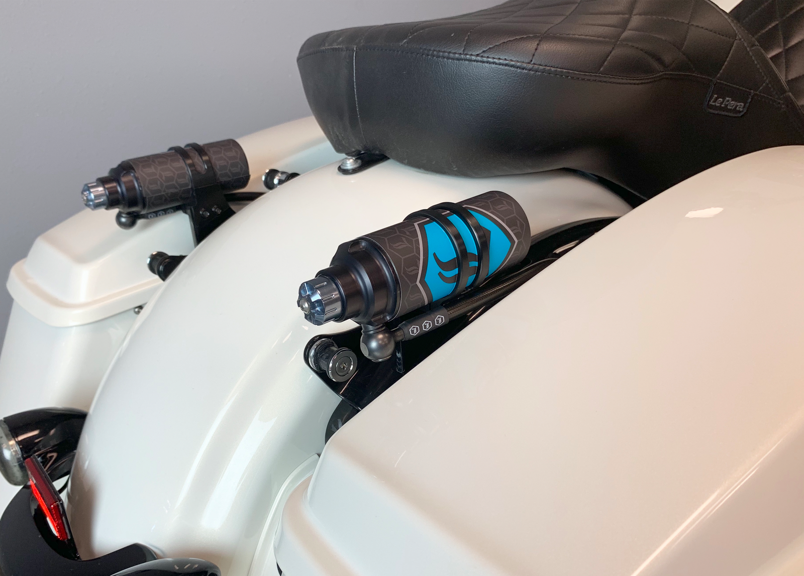 REVO ARC External Reservoir Mount