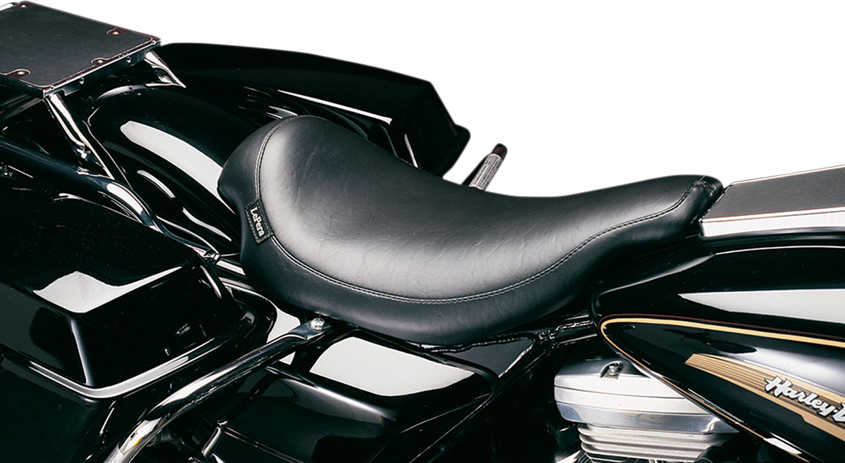 Silhouette Solo Seat - Smooth - Black - FLHR '97-'07