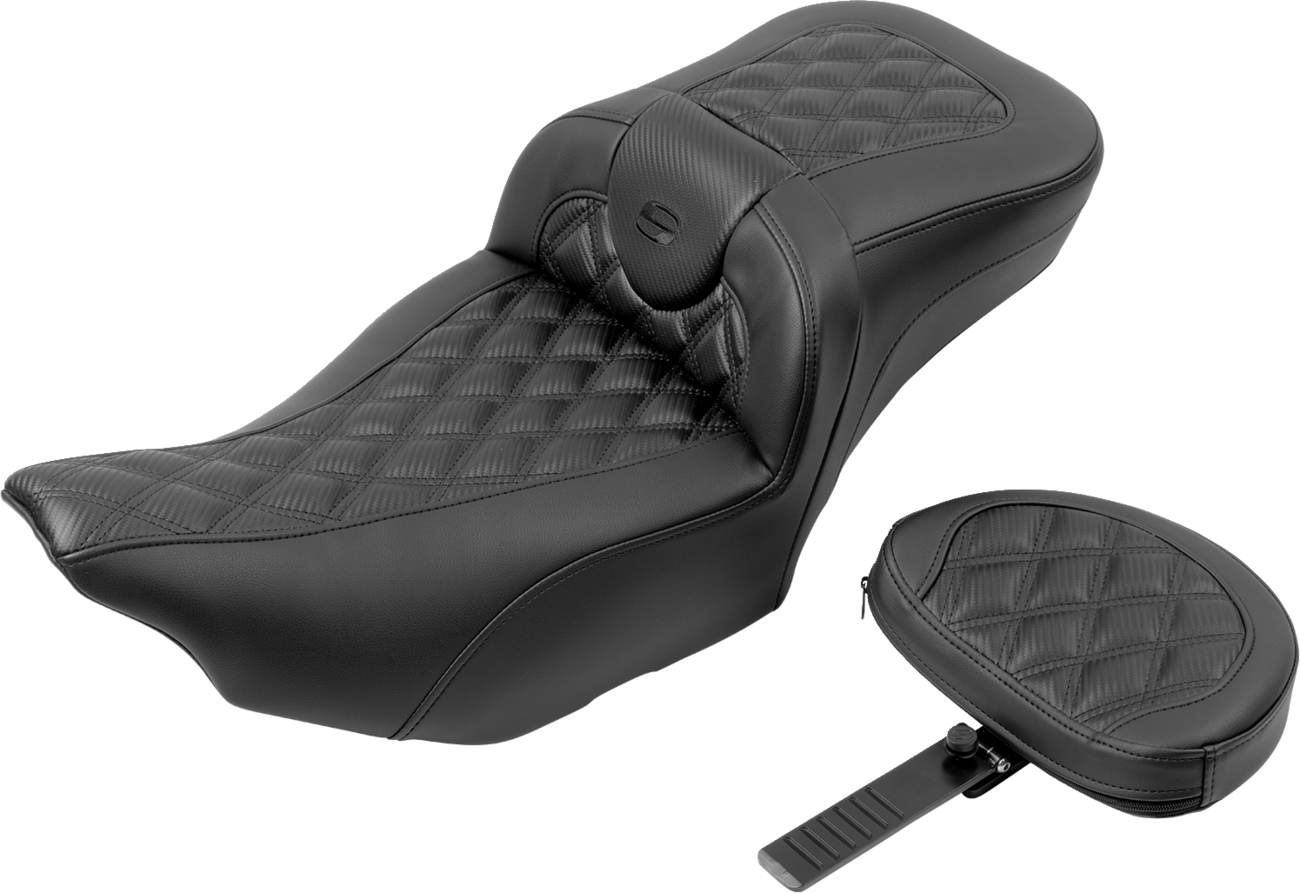 Roadsofa™ Extended Reach Seat - With Backrest - Carbon Fiber - Lattice Stitch - FLTR/FLHX '23-'24