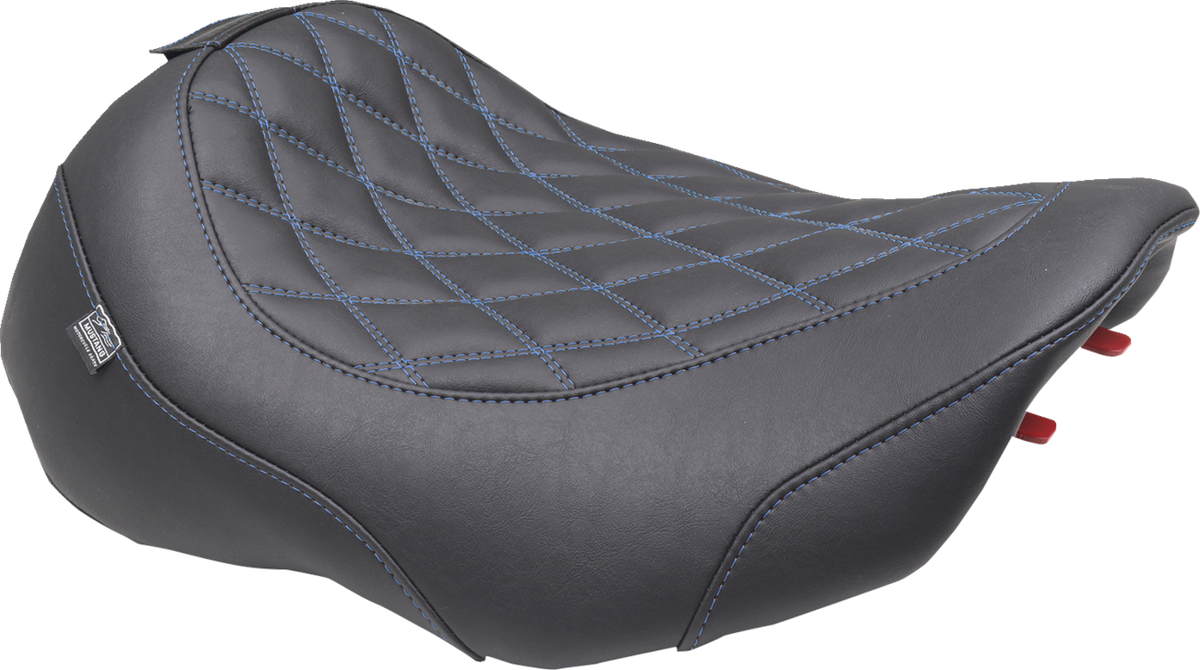 Wide Tripper™ Seat - Solo - Sky Blue Stitching - FLT/FLH '23-'25