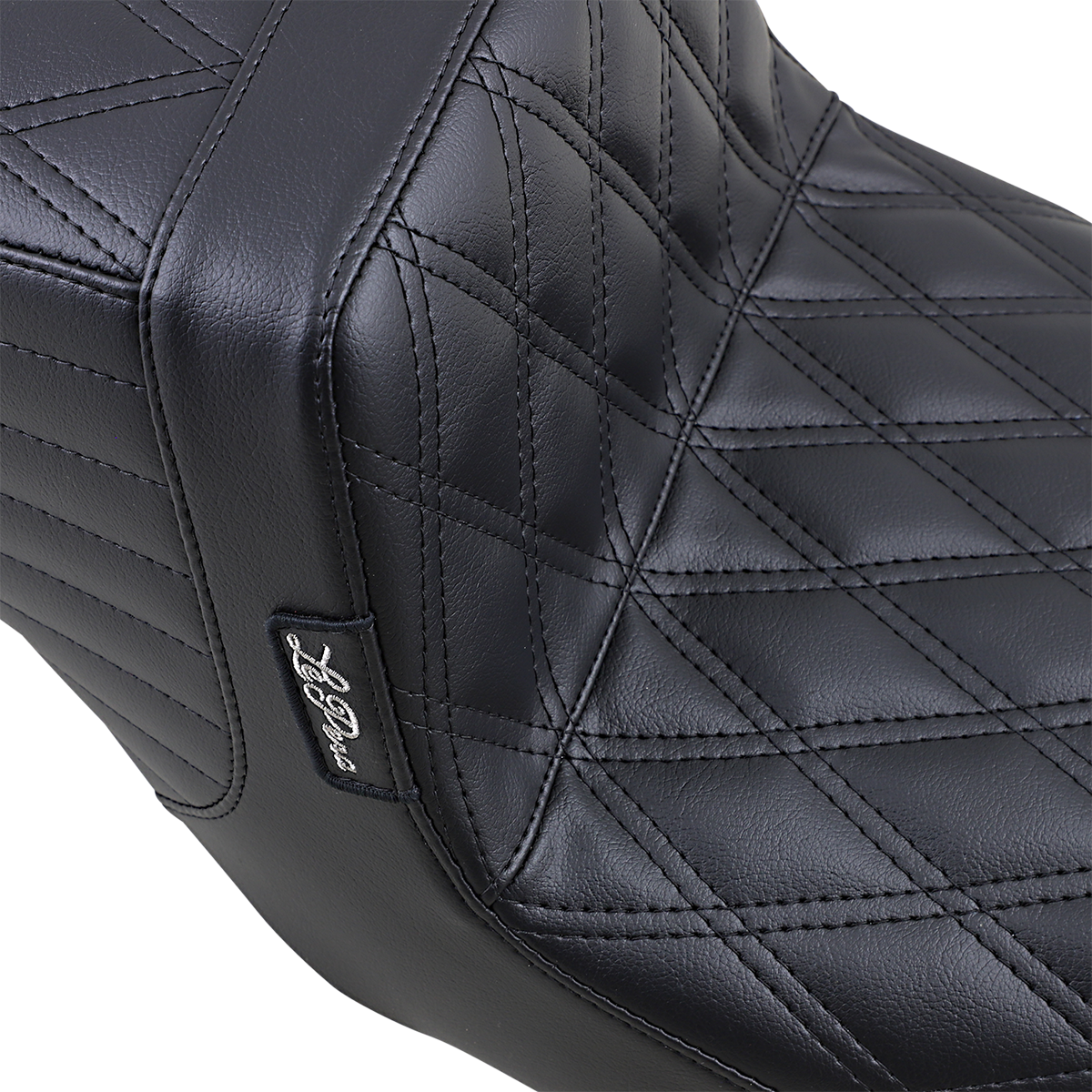 Tailwhip Seat - Double Diamond - Black - FL '08-'23