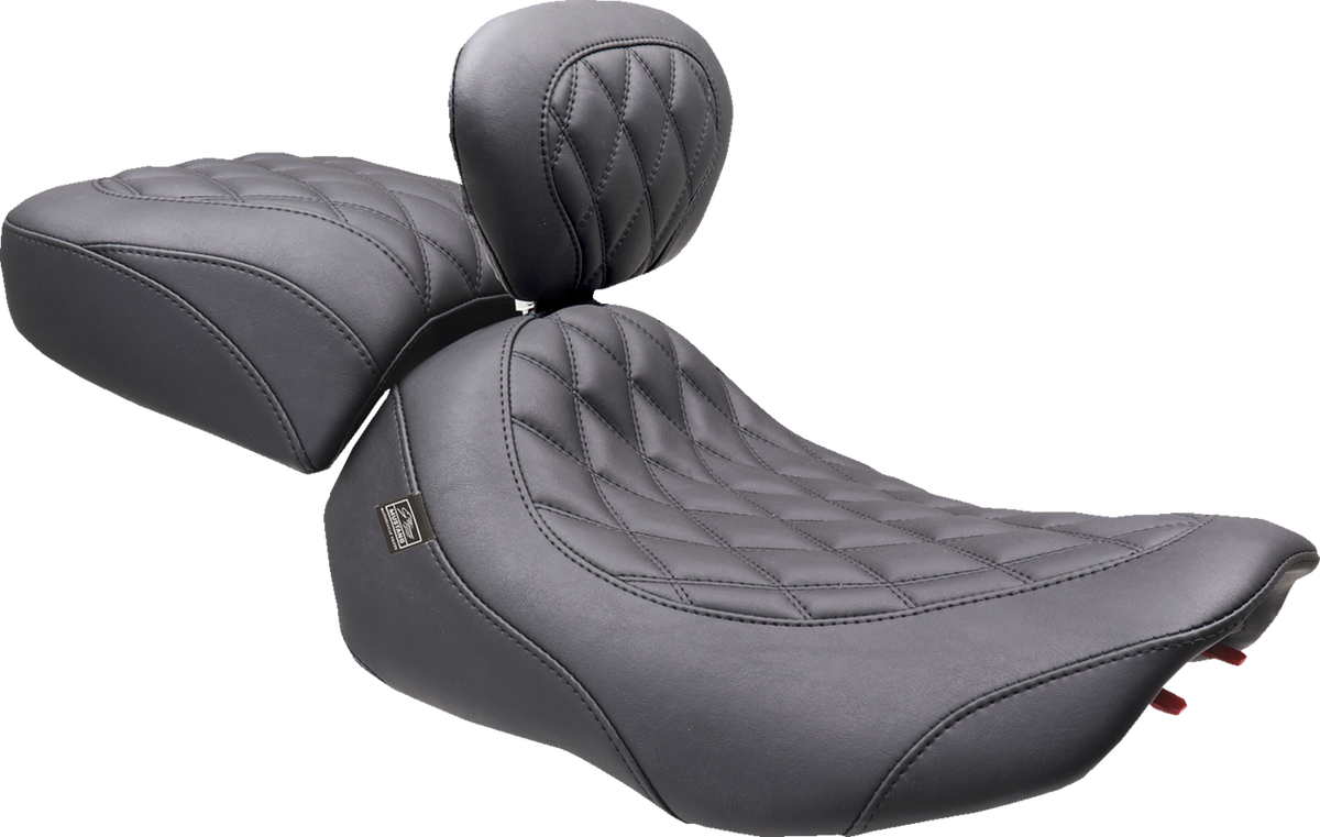Wide Tripper™ Seat - Solo - Black Stitching - FLT/FLH '23-'25