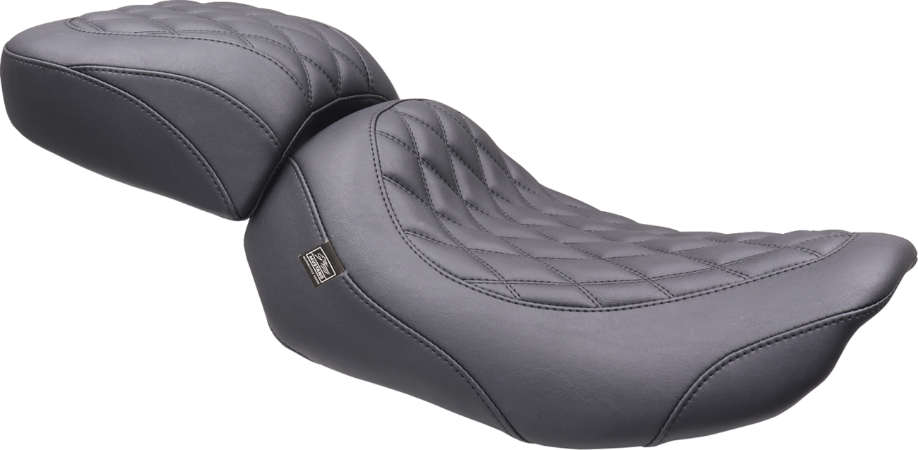 Wide Tripper™ Seat - Solo - Black Stitching - FLT/FLH '23-'25
