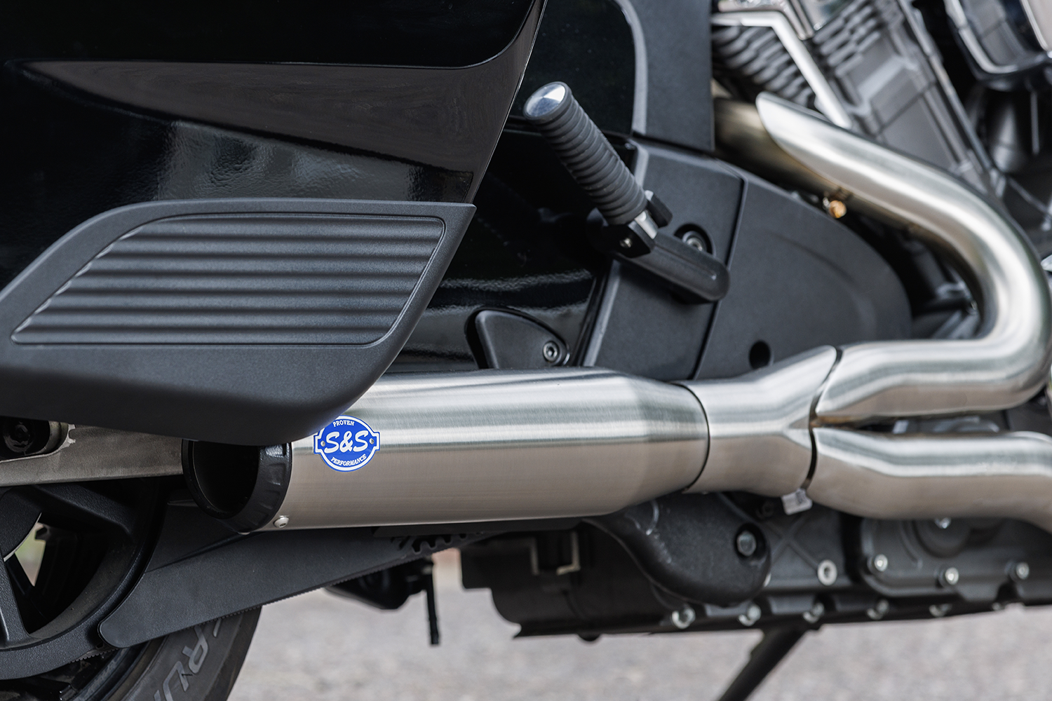 2-Into-1 Qualifier Exhaust System