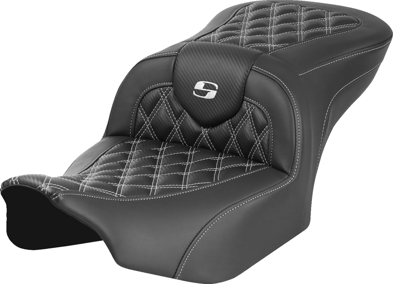 RoadSofa™ Seat - Without Backrest - Carbon Fiber - Lattice Stitch - White Stitch - FLTR/FLHX '23-'24