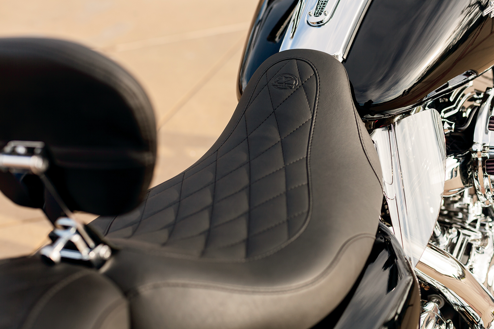 Wide Tripper™ Solo Seat - With Removable Driver Backrest - FL '08-'25