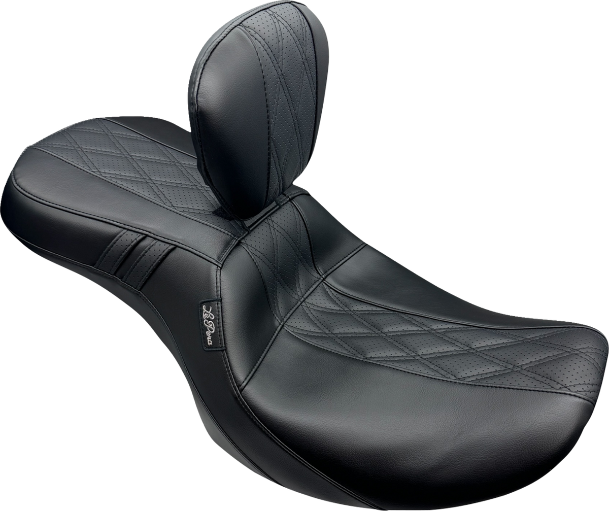 Outcast Seat - With Backrest - GT2 Inlay - FLH/FLT '23-'25