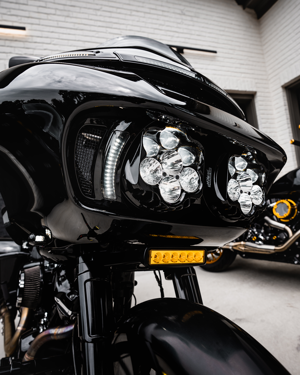 Shark Demon® 2 Headlight - Road Glide