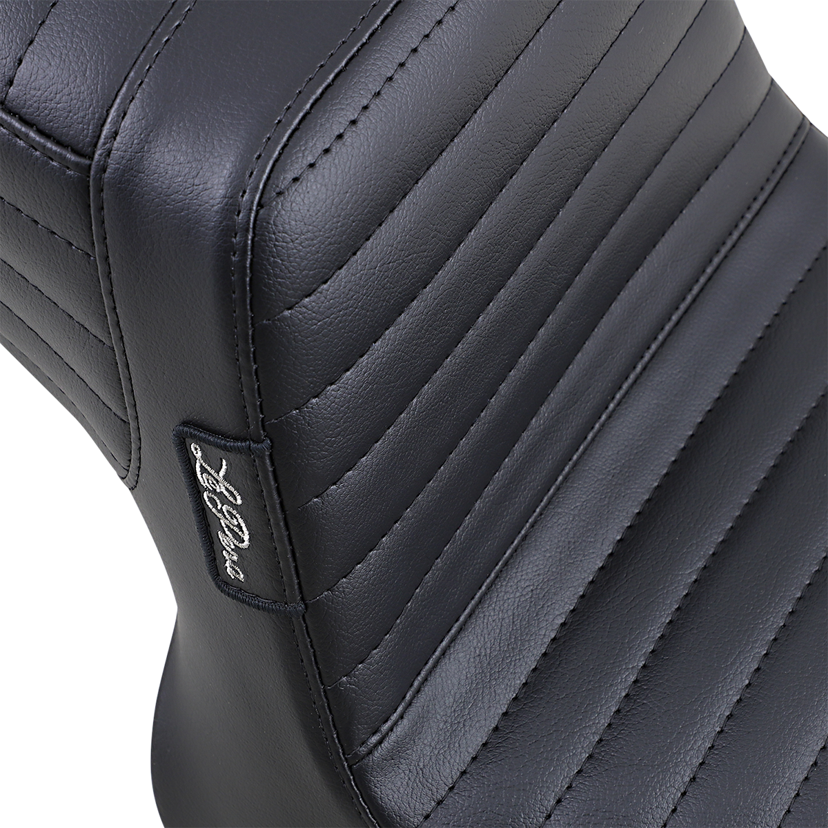 Tailwhip Seat - Pleated - Black - FXR '82-'94