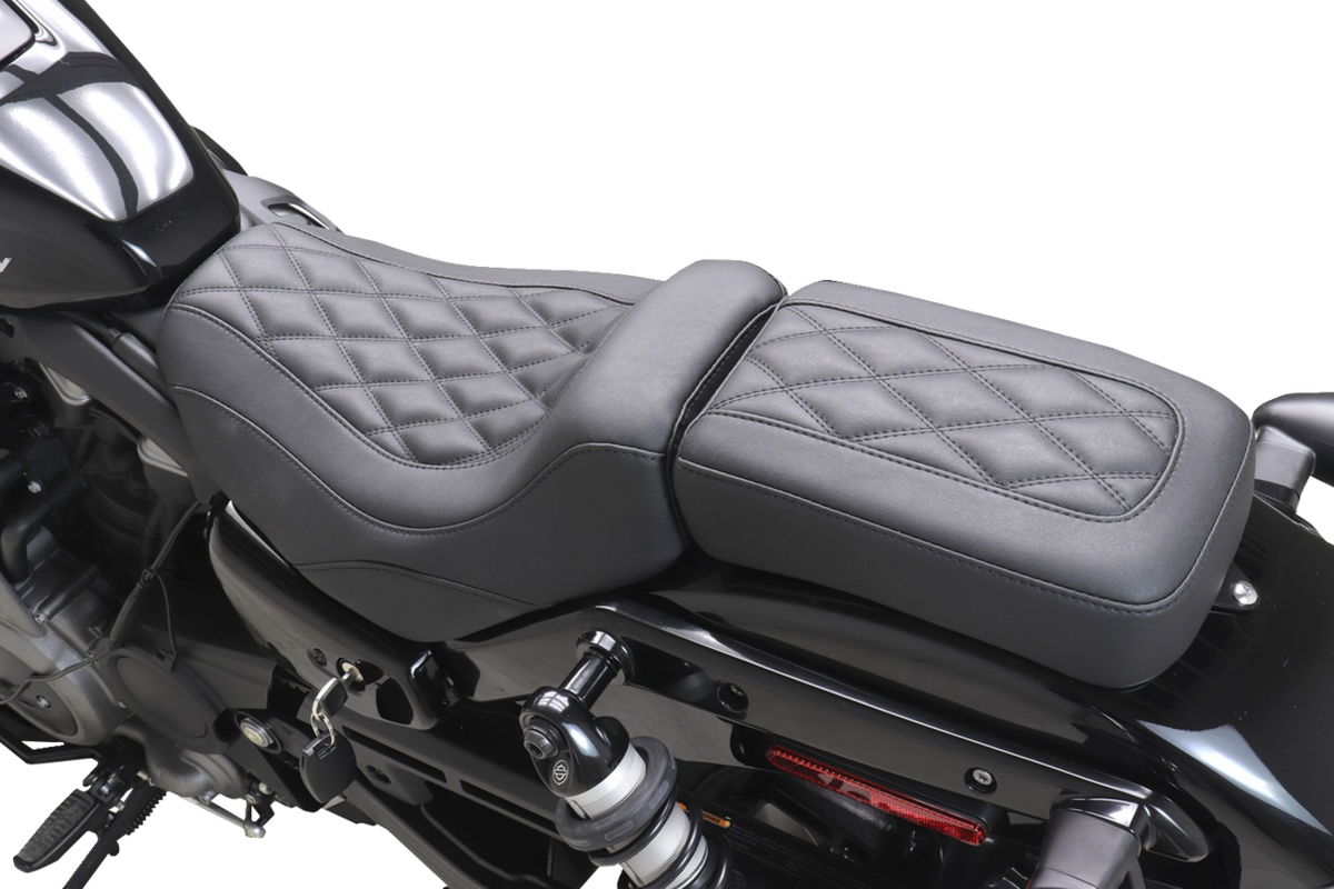 Tripper™ Passenger Seat - Double Diamond - Black Stitching - Nightster '22-'25