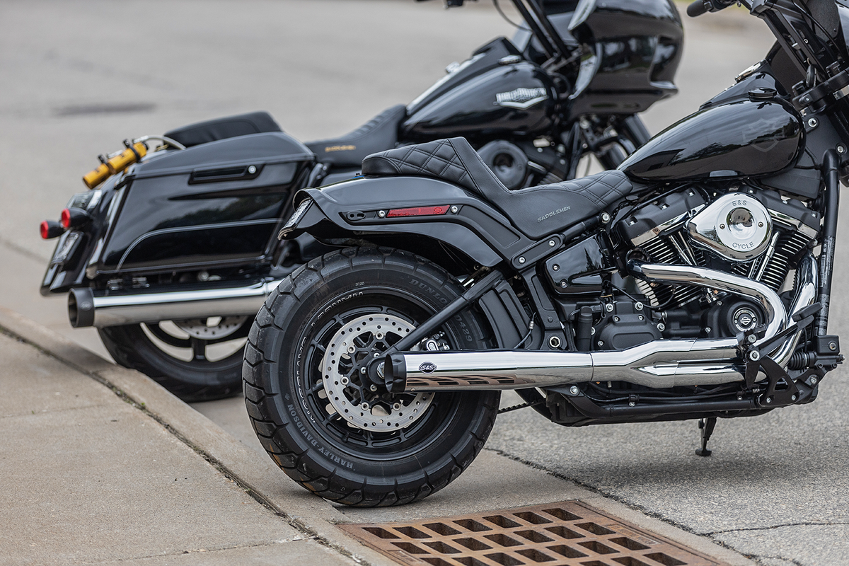 2:1 50 State Exhaust For M8 Softail - Chrome