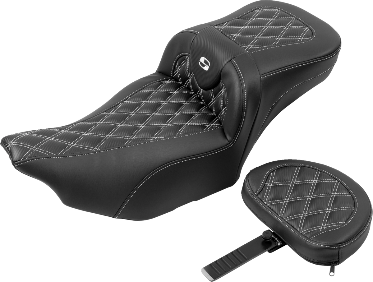 Roadsofa™ Extended Reach Seat - With Backrest - Lattice Stitch - White Stitch - FLTR/FLHX '23-'24