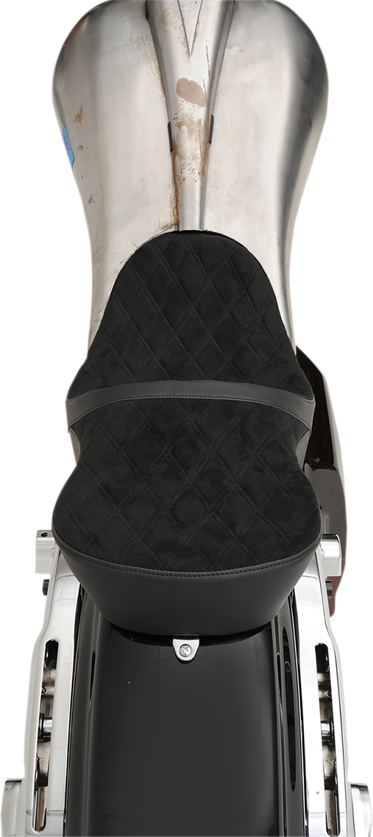 Low Touring Seat - Vinyl - Diamond - Razorback Tanks - FL '08-'23