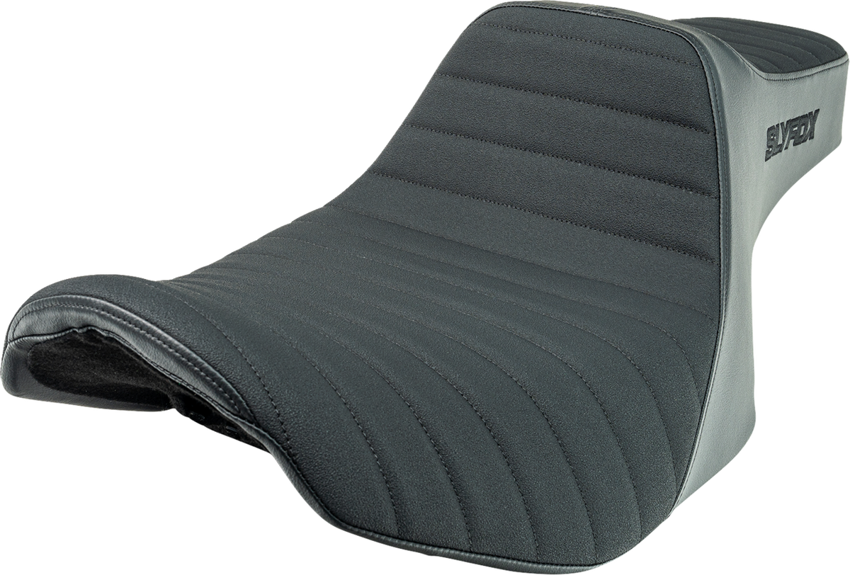 High Noon Seat - Vinyl - Classic Stitch - Black Logo - FLH/FLT '23-'24