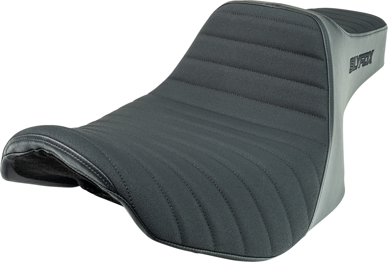 High Noon Seat - Vinyl - Classic Stitch - Black Logo - FLH/FLT '23-'24
