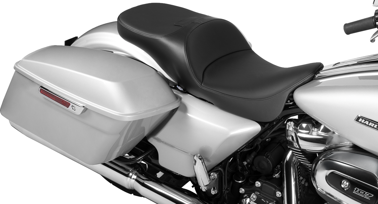 Extended Reach Freedom Seat - Solar Leather - Smooth Vinyl - FLT/FLH '09-'25