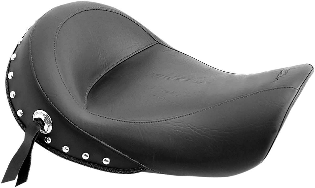Studded Solo Seat - FXD '04-'05