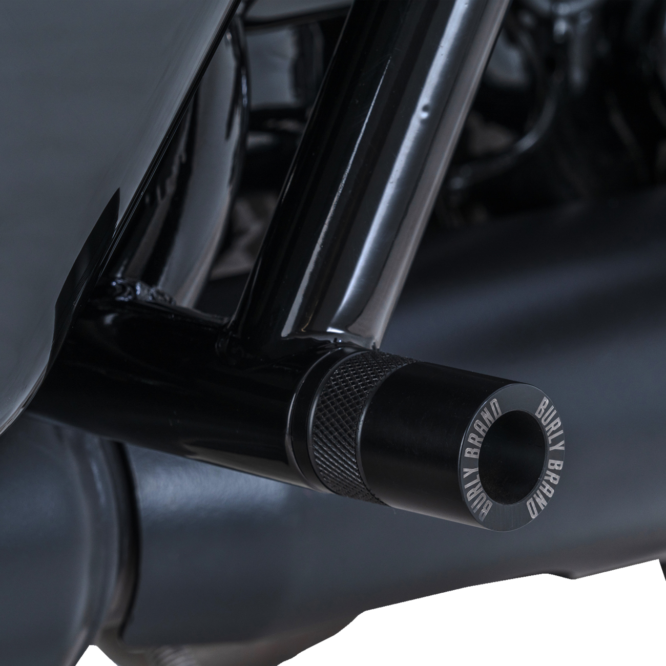 Rear Brawler Kit - Black - HD Toring