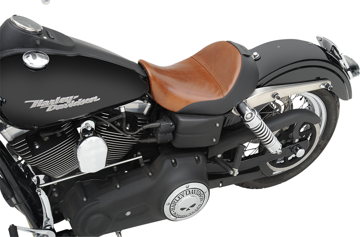 Seat - Renegade™ Lariat Solo - Smooth - Brown - Dyna