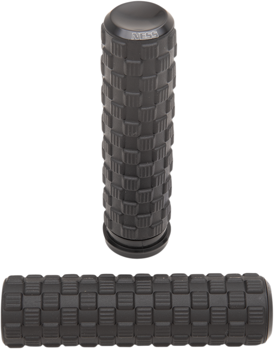 Air Trax Grips - TBW - Black
