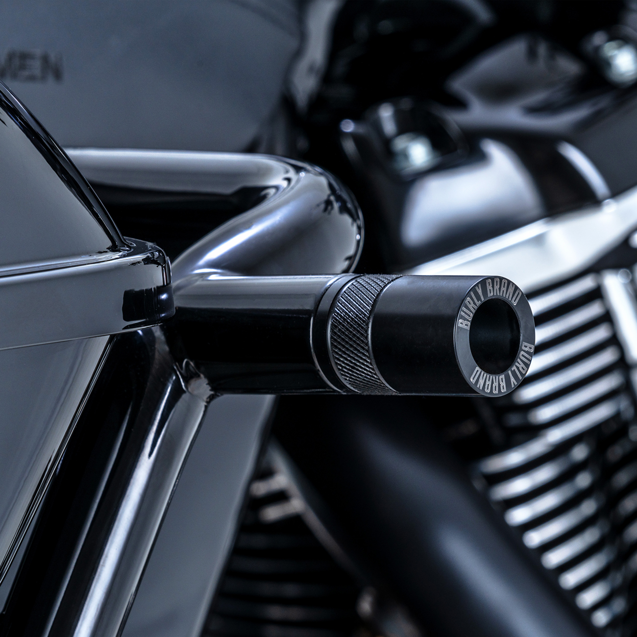 Rear Brawler Kit - Black - HD Toring