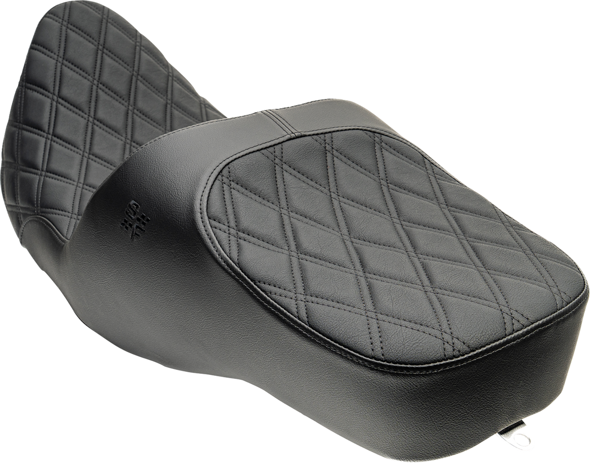 Chariot Seat - Black Double Diamond Stitch - Black Logo - FLH/FLT '23.5-'26
