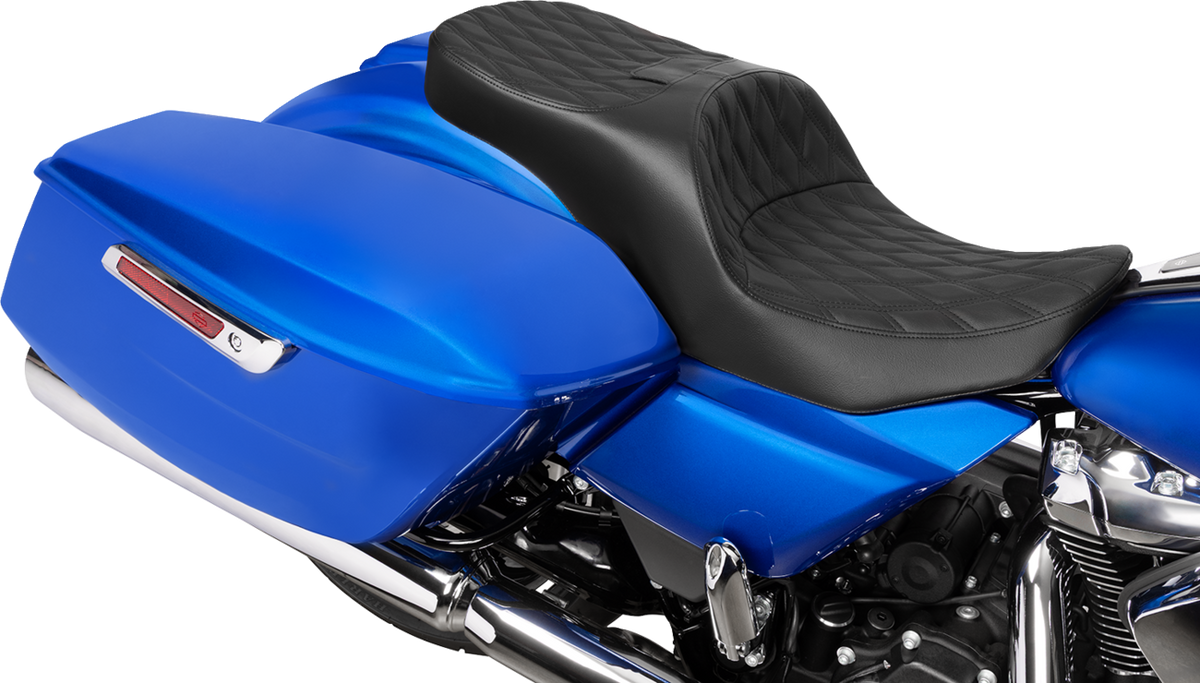 Forward Position Freedom Seat - Vinyl/Solar Leather - Black Double Diamond Stitch - FLH/FLT '23-'25