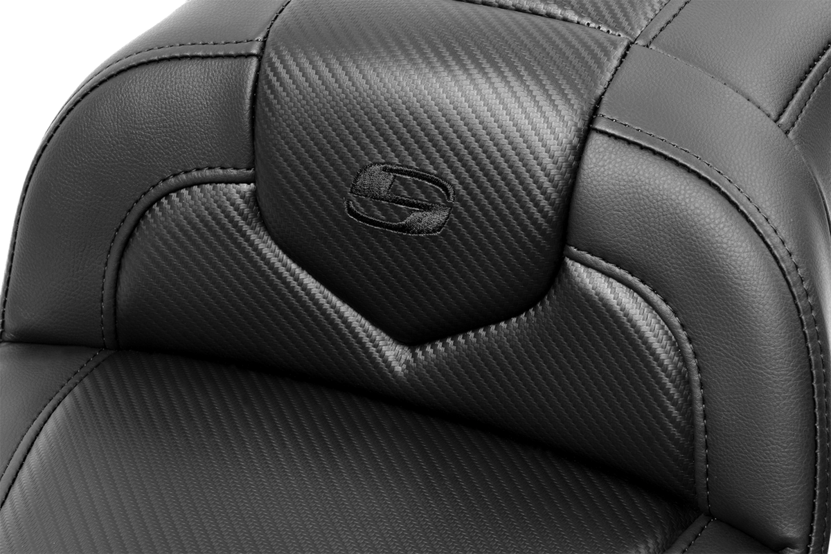 RoadSofa™ Seat - Carbon Fiber - With Backrest - FLTR/FLHX '23-'24