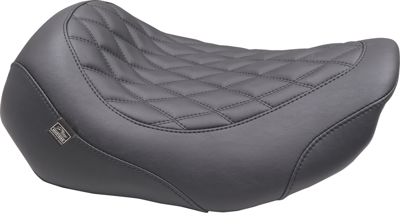 Wide Tripper™ Seat - Solo - Black Stitching - FLT/FLH '23-'25