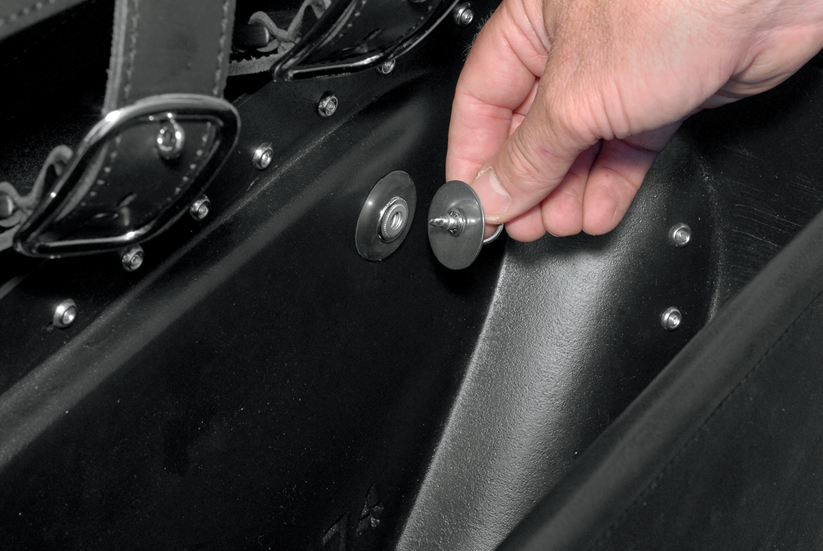 Drifter Rigid Slant Saddlebag