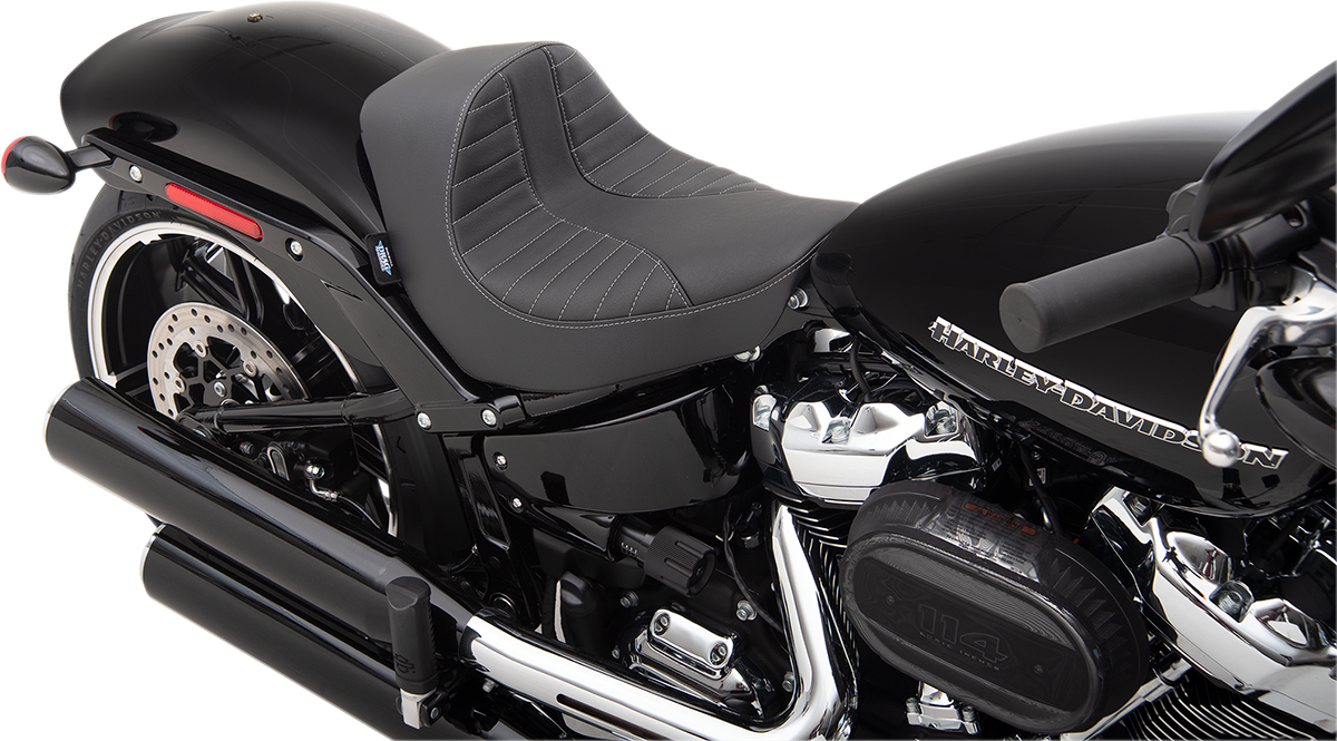 EZ-Solo Seat - Scorpion Stitch - Silver Thread - Vinyl - FXBR/S '18-'20
