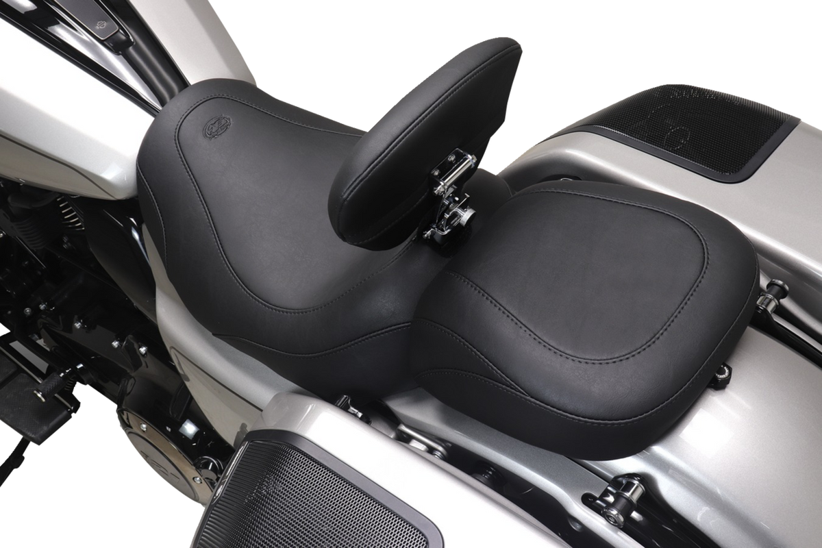 Wide Tripper™ Solo Seat - Backrest Receiver - Black Stitch - FLT/FLH '23-'26