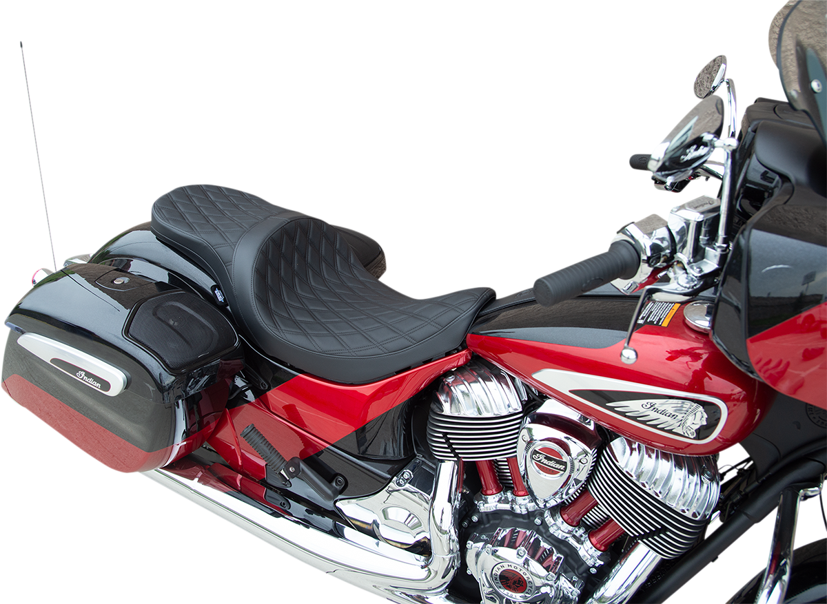 Low Profile Touring Seat - Double Diamond W/ Black Stitching - Indian '14-'22
